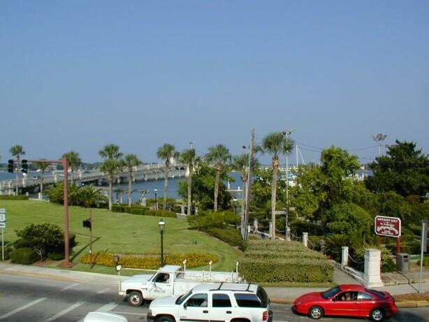 P8290297.jpg, 69922 bytes, 9/3/01