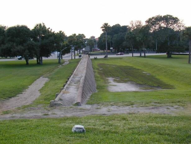 P8290324.jpg, 75849 bytes, 9/3/01